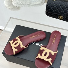 CHANE* |小香26S新品大双C镂空拖鞋通透肌理自带轻奢气韵经典双C镌刻品牌底蕴镂空剪裁勾勒灵动轮廓 CHANE* |小香26S新品大双C镂空拖鞋通透肌理自带轻奢气韵经典双C镌刻品牌底蕴镂空剪裁勾勒灵动轮廓