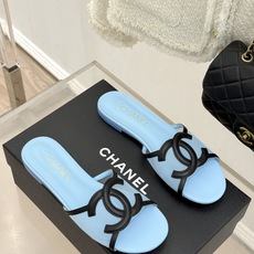 CHANE* |小香26S新品大双C镂空拖鞋通透肌理自带轻奢气韵经典双C镌刻品牌底蕴镂空剪裁勾勒灵动轮廓 CHANE* |小香26S新品大双C镂空拖鞋通透肌理自带轻奢气韵经典双C镌刻品牌底蕴镂空剪裁勾勒灵动轮廓