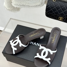 高跟CHANE* |小香26S新品大双C镂空拖鞋通透肌理自带轻奢气韵经典双C镌刻品牌底蕴镂空剪裁勾勒灵动 高跟CHANE* |小香26S新品大双C镂空拖鞋通透肌理自带轻奢气韵经典双C镌刻品牌底蕴镂空剪裁勾勒灵动