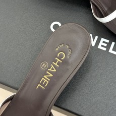 高跟CHANE* |小香26S新品大双C镂空拖鞋通透肌理自带轻奢气韵经典双C镌刻品牌底蕴镂空剪裁勾勒灵动 高跟CHANE* |小香26S新品大双C镂空拖鞋通透肌理自带轻奢气韵经典双C镌刻品牌底蕴镂空剪裁勾勒灵动