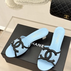 高跟CHANE* |小香26S新品大双C镂空拖鞋通透肌理自带轻奢气韵经典双C镌刻品牌底蕴镂空剪裁勾勒灵动 高跟CHANE* |小香26S新品大双C镂空拖鞋通透肌理自带轻奢气韵经典双C镌刻品牌底蕴镂空剪裁勾勒灵动