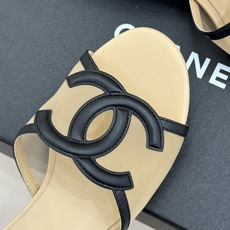 高跟CHANE* |小香26S新品大双C镂空拖鞋通透肌理自带轻奢气韵经典双C镌刻品牌底蕴镂空剪裁勾勒灵动 高跟CHANE* |小香26S新品大双C镂空拖鞋通透肌理自带轻奢气韵经典双C镌刻品牌底蕴镂空剪裁勾勒灵动