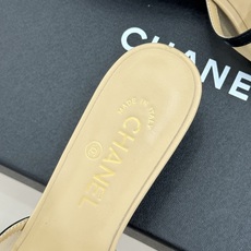 高跟CHANE* |小香26S新品大双C镂空拖鞋通透肌理自带轻奢气韵经典双C镌刻品牌底蕴镂空剪裁勾勒灵动 高跟CHANE* |小香26S新品大双C镂空拖鞋通透肌理自带轻奢气韵经典双C镌刻品牌底蕴镂空剪裁勾勒灵动