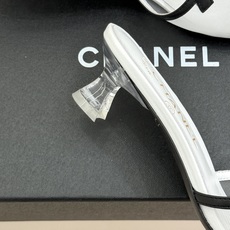 高跟CHANE* |小香26S新品大双C镂空拖鞋通透肌理自带轻奢气韵经典双C镌刻品牌底蕴镂空剪裁勾勒灵动 高跟CHANE* |小香26S新品大双C镂空拖鞋通透肌理自带轻奢气韵经典双C镌刻品牌底蕴镂空剪裁勾勒灵动