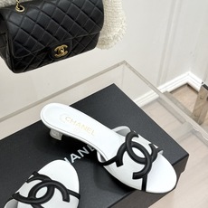 高跟CHANE* |小香26S新品大双C镂空拖鞋通透肌理自带轻奢气韵经典双C镌刻品牌底蕴镂空剪裁勾勒灵动 高跟CHANE* |小香26S新品大双C镂空拖鞋通透肌理自带轻奢气韵经典双C镌刻品牌底蕴镂空剪裁勾勒灵动
