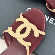 高跟CHANE* |小香26S新品大双C镂空拖鞋通透肌理自带轻奢气韵经典双C镌刻品牌底蕴镂空剪裁勾勒灵动 高跟CHANE* |小香26S新品大双C镂空拖鞋通透肌理自带轻奢气韵经典双C镌刻品牌底蕴镂空剪裁勾勒灵动