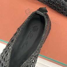 Loro Piana/LP🌾26WF新品编织镂空乐福鞋镂空肌理自带呼吸感意大利匠人手工编织小羊皮如云朵般 Loro Piana/LP🌾26WF新品编织镂空乐福鞋镂空肌理自带呼吸感意大利匠人手工编织小羊皮如云朵般