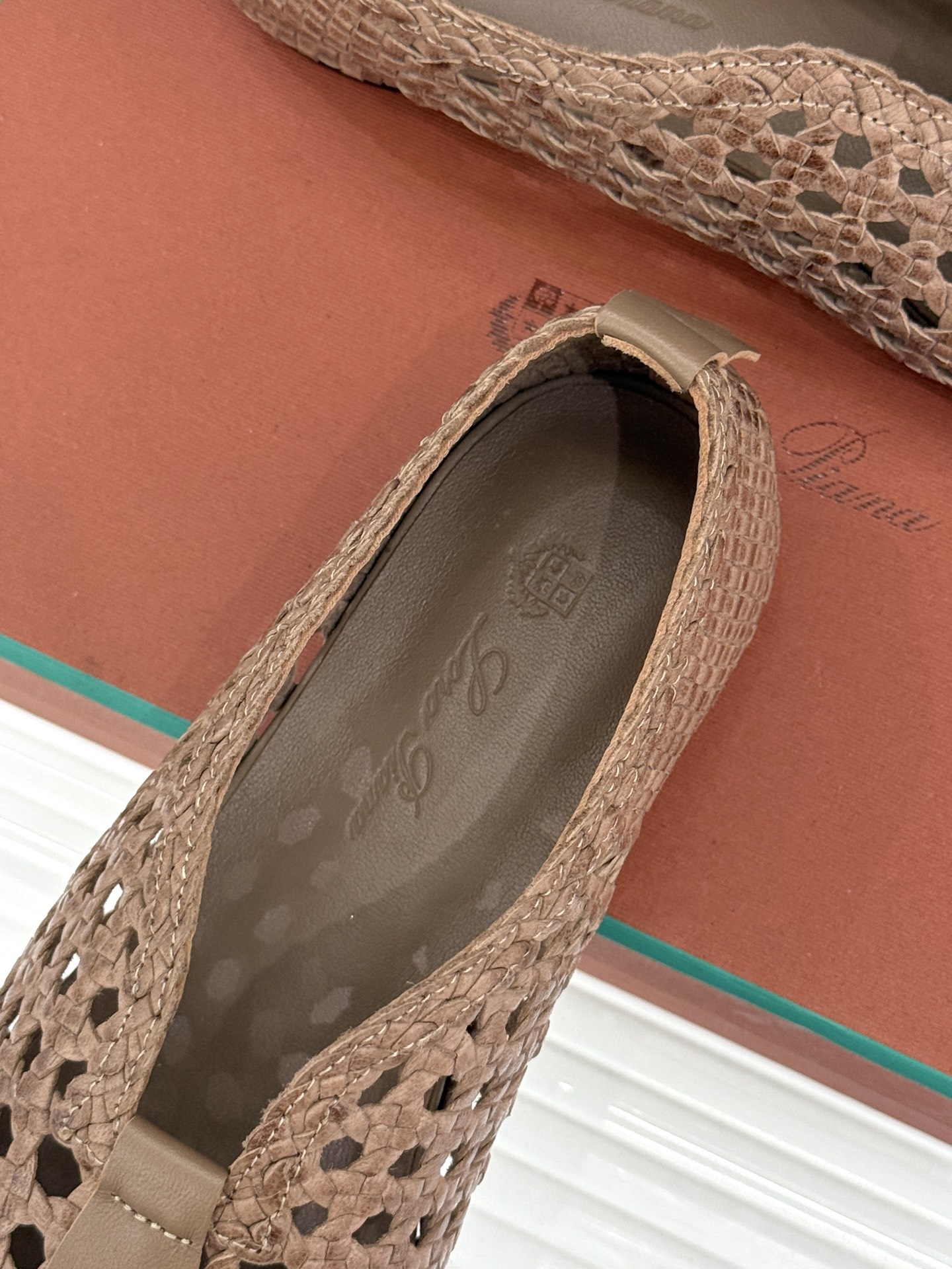 Loro Piana/LP🌾26WF新品编织镂空乐福鞋镂空肌理自带呼吸感意大利匠人手工编织小羊皮如云朵般 Loro Piana/LP🌾26WF新品编织镂空乐福鞋镂空肌理自带呼吸感意大利匠人手工编织小羊皮如云朵般