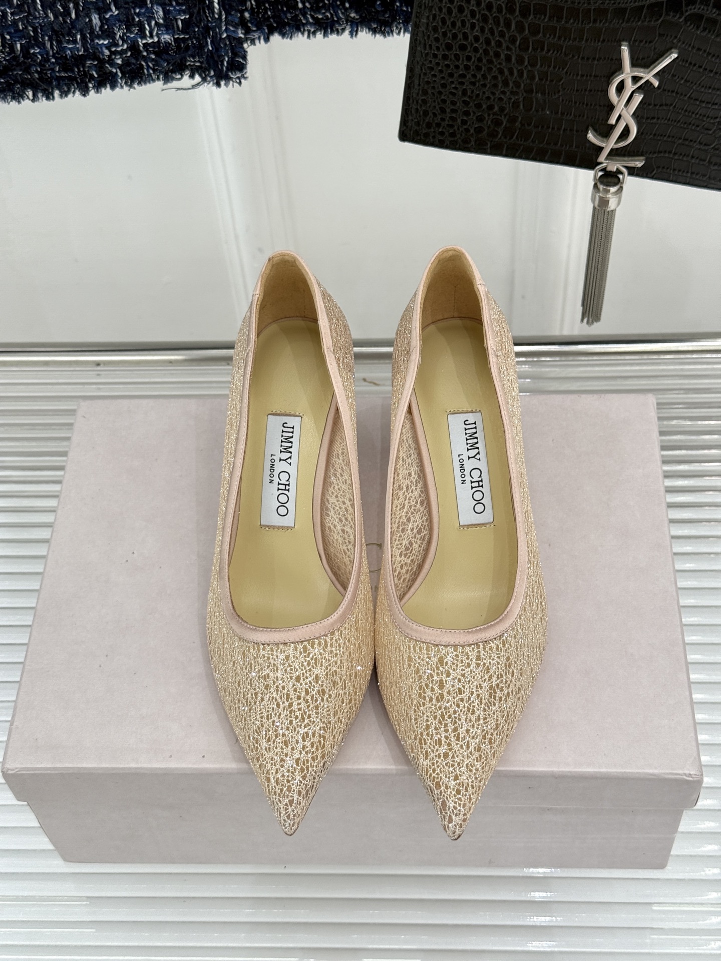 Jimmy Choo/吉米周26WF新品棉花糖尖头高跟鞋软弹鞋垫如踩云端尖头瞬间拉长腿型奶fufu配色温 Jimmy Choo/吉米周26WF新品棉花糖尖头高跟鞋软弹鞋垫如踩云端尖头瞬间拉长腿型奶fufu配色温