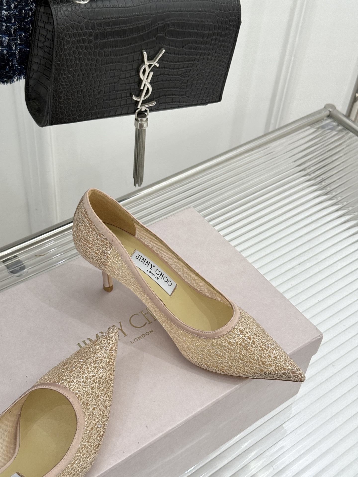 Jimmy Choo/吉米周26WF新品棉花糖尖头高跟鞋软弹鞋垫如踩云端尖头瞬间拉长腿型奶fufu配色温 Jimmy Choo/吉米周26WF新品棉花糖尖头高跟鞋软弹鞋垫如踩云端尖头瞬间拉长腿型奶fufu配色温