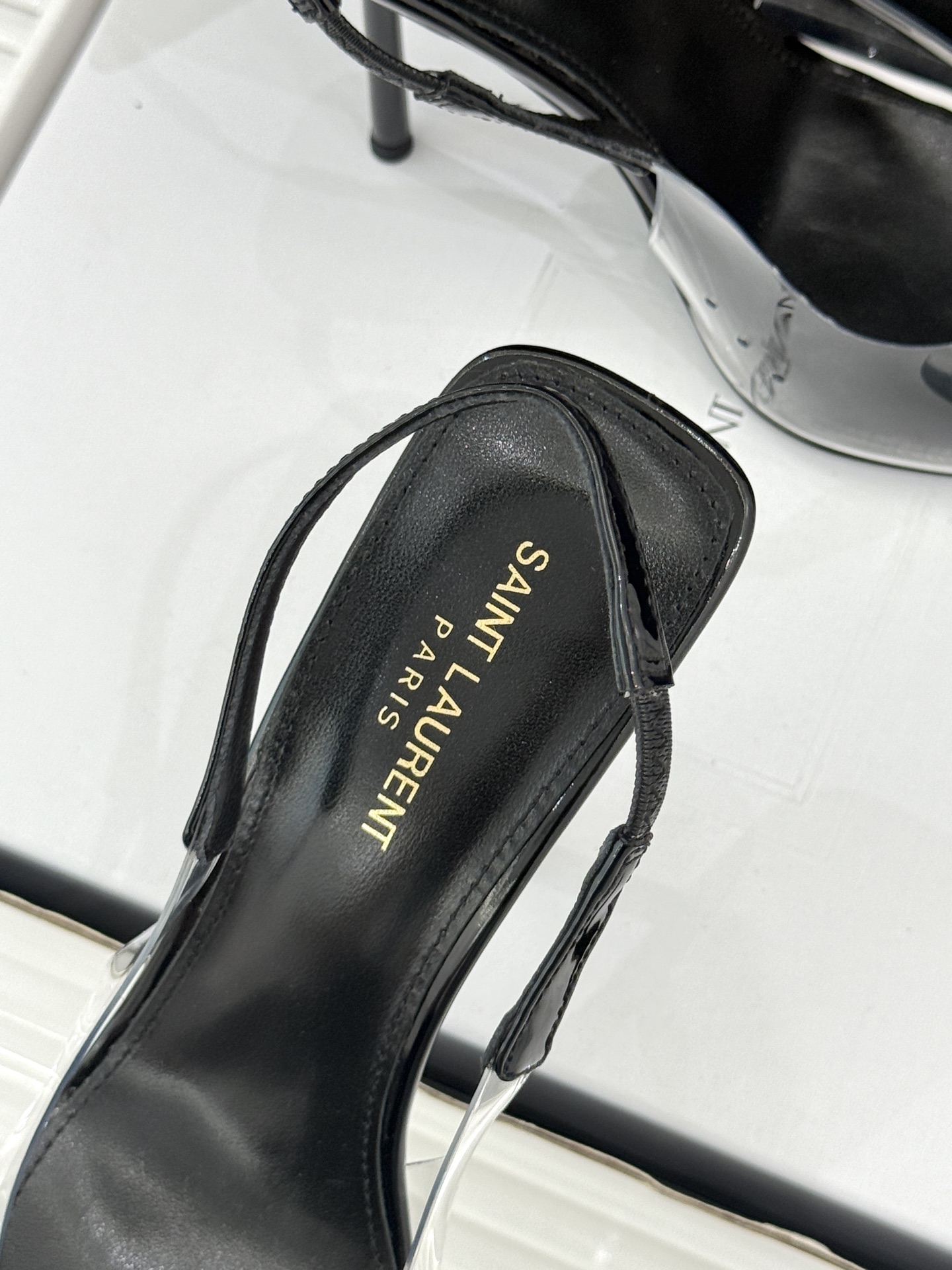 （原版飞机＋10）Saint Laurent /圣罗兰YSL26WF新品胶片褶皱尖头后空高跟凉鞋冷艳御姐