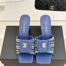 CHANE*|小香双C翻盖方头粗跟拖鞋不费力的法式松弛感双C金扣自带贵气翻盖方头慵懒随性粗跟踩出舒适步调 CHANE*|小香双C翻盖方头粗跟拖鞋不费力的法式松弛感双C金扣自带贵气翻盖方头慵懒随性粗跟踩出舒适步调