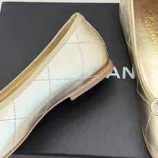 CHANE*|小香经典大双C菱格蝴蝶结芭蕾舞鞋大双C蝴蝶结太戳心菱格纹藏着老匠手作温真皮大底软到心坎里圆 CHANE*|小香经典大双C菱格蝴蝶结芭蕾舞鞋大双C蝴蝶结太戳心菱格纹藏着老匠手作温真皮大底软到心坎里圆