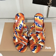 ChristinLouboutin/CL26WF新品彩色真丝交叉带高跟拖鞋彩色真丝泛着珍珠光泽交叉带缠绕 ChristinLouboutin/CL26WF新品彩色真丝交叉带高跟拖鞋彩色真丝泛着珍珠光泽交叉带缠绕