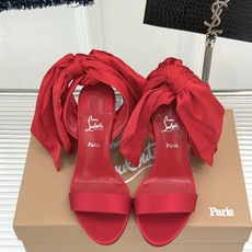 ChristinLouboutin/CL26WF新品彩色真丝蝴蝶结绑带高跟凉鞋把春日繁花揉进真丝里彩色缎 ChristinLouboutin/CL26WF新品彩色真丝蝴蝶结绑带高跟凉鞋把春日繁花揉进真丝里彩色缎