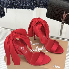 ChristinLouboutin/CL26WF新品彩色真丝蝴蝶结绑带高跟凉鞋把春日繁花揉进真丝里彩色缎 ChristinLouboutin/CL26WF新品彩色真丝蝴蝶结绑带高跟凉鞋把春日繁花揉进真丝里彩色缎