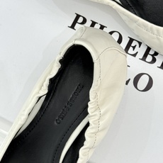 phoebe 26WF新品极简褶皱收边猫跟单鞋极简女王的温柔笔触褶皱收边藏着克制美学4.5cm猫跟踩出优 phoebe 26WF新品极简褶皱收边猫跟单鞋极简女王的温柔笔触褶皱收边藏着克制美学4.5cm猫跟踩出优