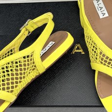 ALAÏA/阿莱亚26WF新品复古网面夹脚凉鞋阿莱亚26WF终章之作复古网面重绎经典美学菱格镂空织就呼吸 ALAÏA/阿莱亚26WF新品复古网面夹脚凉鞋阿莱亚26WF终章之作复古网面重绎经典美学菱格镂空织就呼吸