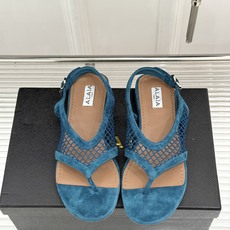 ALAÏA/阿莱亚26WF新品复古网面夹脚凉鞋阿莱亚26WF终章之作复古网面重绎经典美学菱格镂空织就呼吸 ALAÏA/阿莱亚26WF新品复古网面夹脚凉鞋阿莱亚26WF终章之作复古网面重绎经典美学菱格镂空织就呼吸