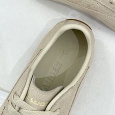 Jil Sander x PUMA 26WF新品休闲运动鞋德训鞋 极简与运动的灵魂碰撞Jil Sande Jil Sander x PUMA 26WF新品休闲运动鞋德训鞋 极简与运动的灵魂碰撞Jil Sande