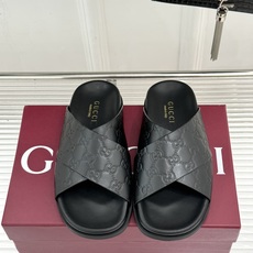 Gucci/古驰26WF新品双G压花交叉带休闲拖鞋双G压花经典永不过时交叉带自带慵懒松弛感小羊皮软到不像 Gucci/古驰26WF新品双G压花交叉带休闲拖鞋双G压花经典永不过时交叉带自带慵懒松弛感小羊皮软到不像