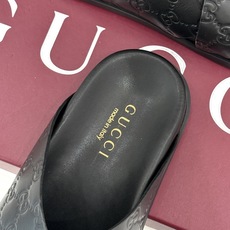 Gucci/古驰26WF新品双G压花交叉带休闲拖鞋双G压花经典永不过时交叉带自带慵懒松弛感小羊皮软到不像 Gucci/古驰26WF新品双G压花交叉带休闲拖鞋双G压花经典永不过时交叉带自带慵懒松弛感小羊皮软到不像