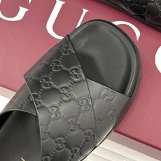 Gucci/古驰26WF新品双G压花交叉带休闲拖鞋双G压花经典永不过时交叉带自带慵懒松弛感小羊皮软到不像 Gucci/古驰26WF新品双G压花交叉带休闲拖鞋双G压花经典永不过时交叉带自带慵懒松弛感小羊皮软到不像