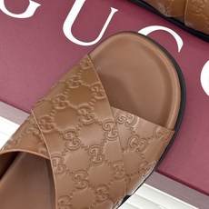 Gucci/古驰26WF新品双G压花交叉带休闲拖鞋双G压花经典永不过时交叉带自带慵懒松弛感小羊皮软到不像 Gucci/古驰26WF新品双G压花交叉带休闲拖鞋双G压花经典永不过时交叉带自带慵懒松弛感小羊皮软到不像