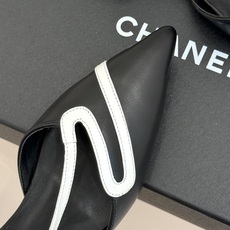 CHANE*|小香26M新品走秀拼色尖头蛇形带高跟鞋凉鞋小香走秀惊艳款系列拼色尖头勾勒足间锋芒蛇形细带缠 CHANE*|小香26M新品走秀拼色尖头蛇形带高跟鞋凉鞋小香走秀惊艳款系列拼色尖头勾勒足间锋芒蛇形细带缠