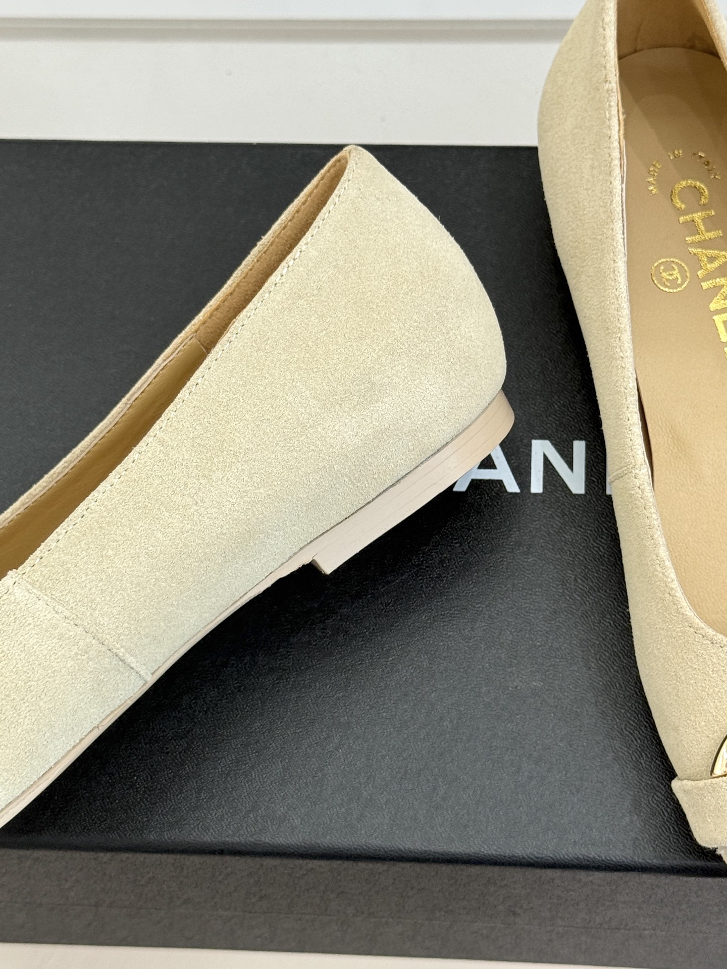 CHANE*|小香26M新品走秀金属大双C扣方头平底单鞋Chanel 走秀金属大双C单鞋小香系列走秀王炸 CHANE*|小香26M新品走秀金属大双C扣方头平底单鞋Chanel 走秀金属大双C单鞋小香系列走秀王炸