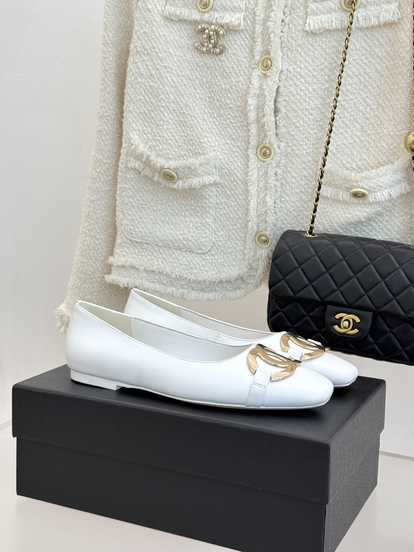 CHANE*｜小香26M新品走秀金属大双C扣方头平底单鞋Chanel 走秀金属大双C单鞋小香系列走秀王炸