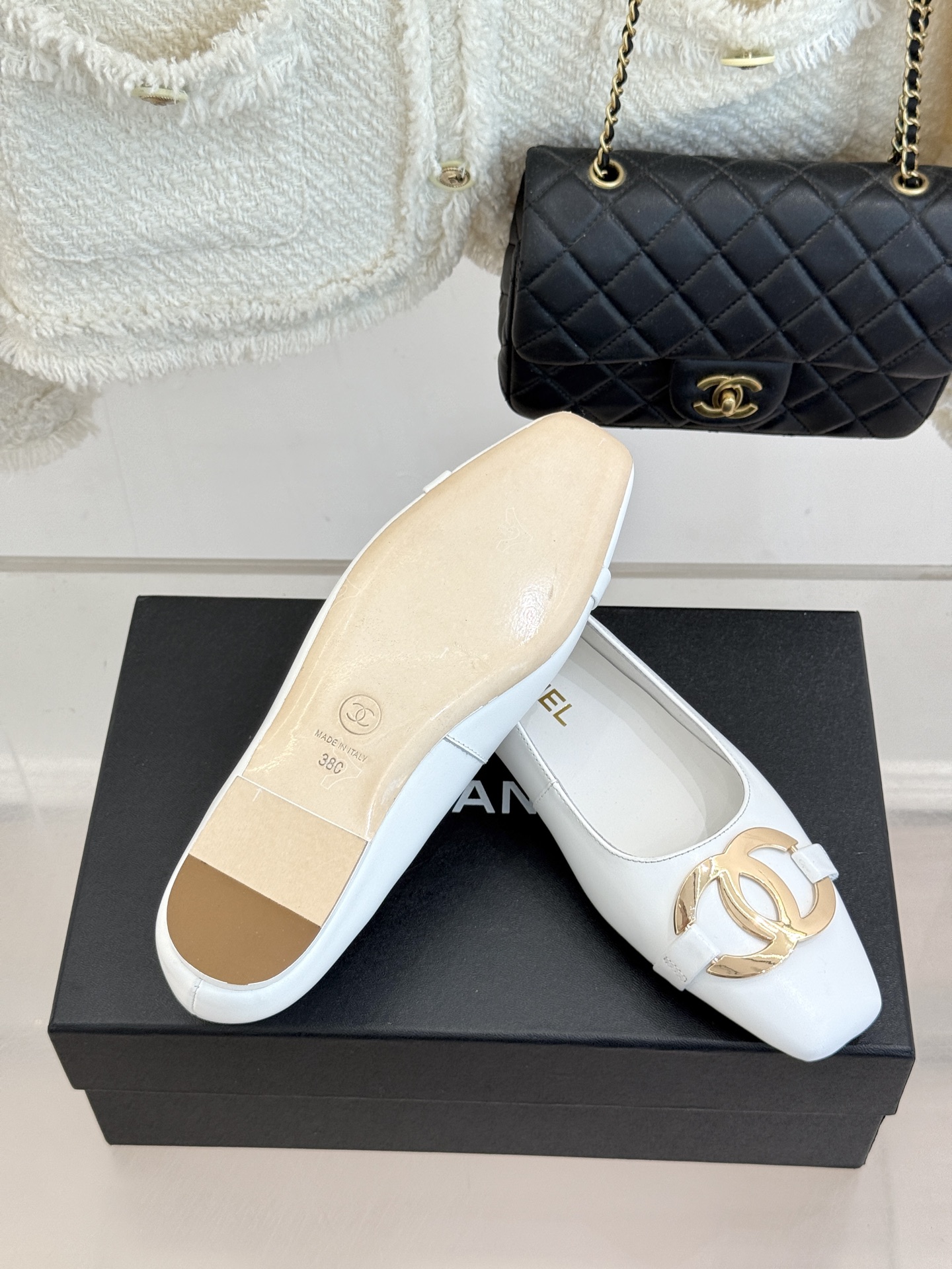 CHANE*｜小香26M新品走秀金属大双C扣方头平底单鞋Chanel 走秀金属大双C单鞋小香系列走秀王炸