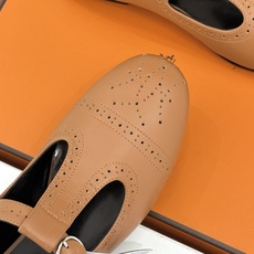 Hermès/爱马仕26WF新品法式复古T字带镂空雕花玛丽珍鞋手工镂空雕花巧夺天工T字带勾勒纤细足背线圆 Hermès/爱马仕26WF新品法式复古T字带镂空雕花玛丽珍鞋手工镂空雕花巧夺天工T字带勾勒纤细足背线圆