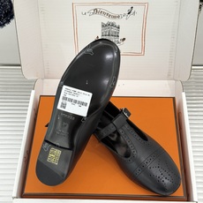 Hermès/爱马仕26WF新品法式复古T字带镂空雕花玛丽珍鞋手工镂空雕花巧夺天工T字带勾勒纤细足背线圆 Hermès/爱马仕26WF新品法式复古T字带镂空雕花玛丽珍鞋手工镂空雕花巧夺天工T字带勾勒纤细足背线圆