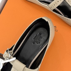 Hermès/爱马仕26WF新品法式复古T字带镂空雕花玛丽珍鞋手工镂空雕花巧夺天工T字带勾勒纤细足背线圆 Hermès/爱马仕26WF新品法式复古T字带镂空雕花玛丽珍鞋手工镂空雕花巧夺天工T字带勾勒纤细足背线圆