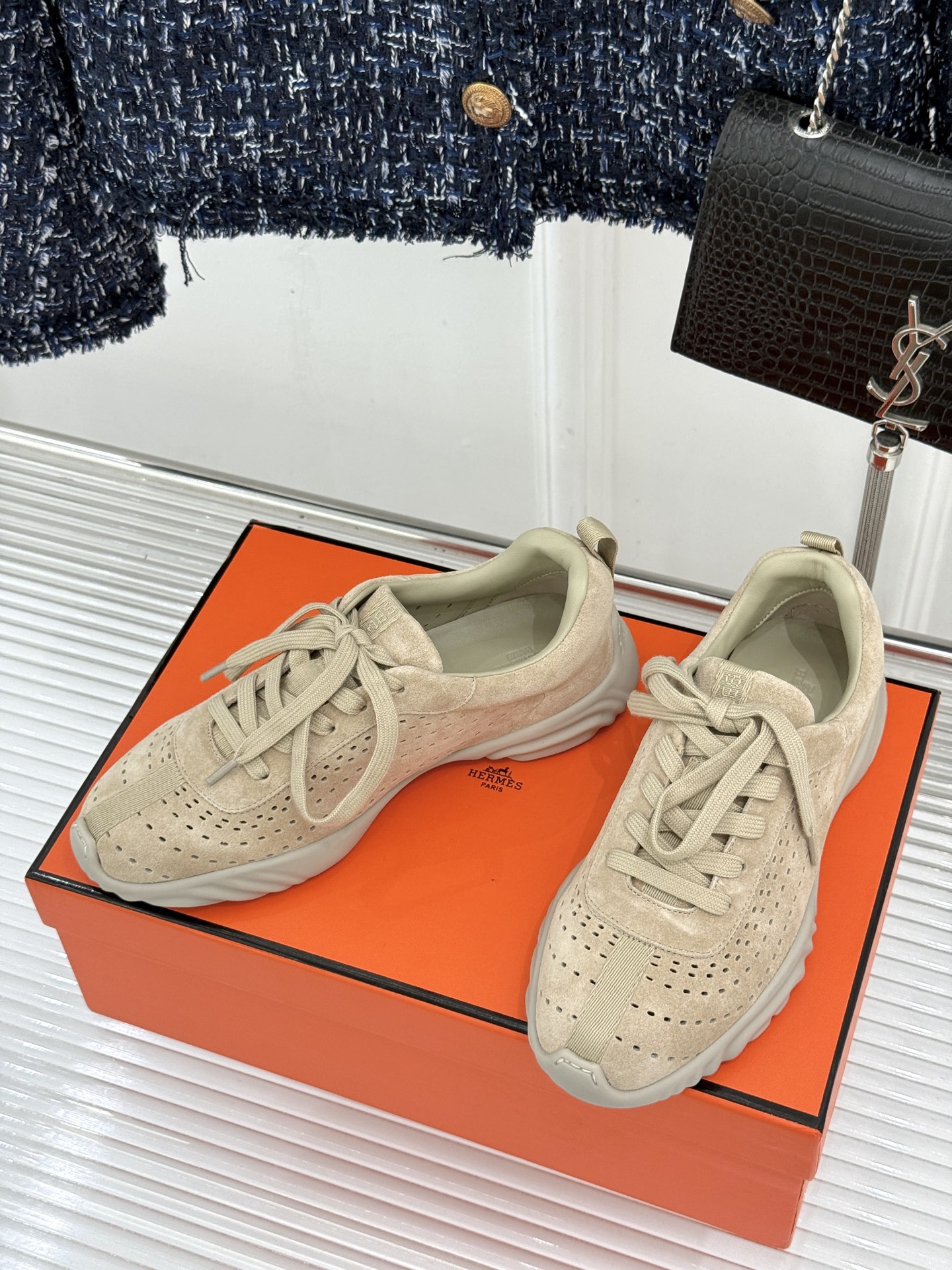 Hermes Style Black Leather Women's Shoes Women's Shoes Women's Shoes detail image 2 from source 786058