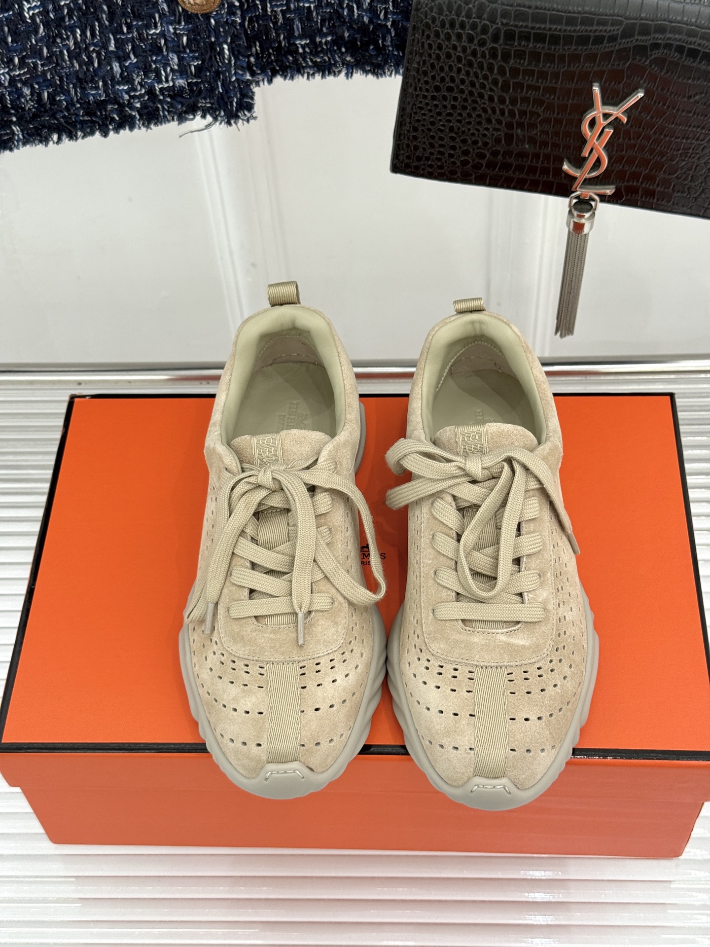 Hermes Style Black Leather Women's Shoes Women's Shoes Women's Shoes detail image 4 from source 786058