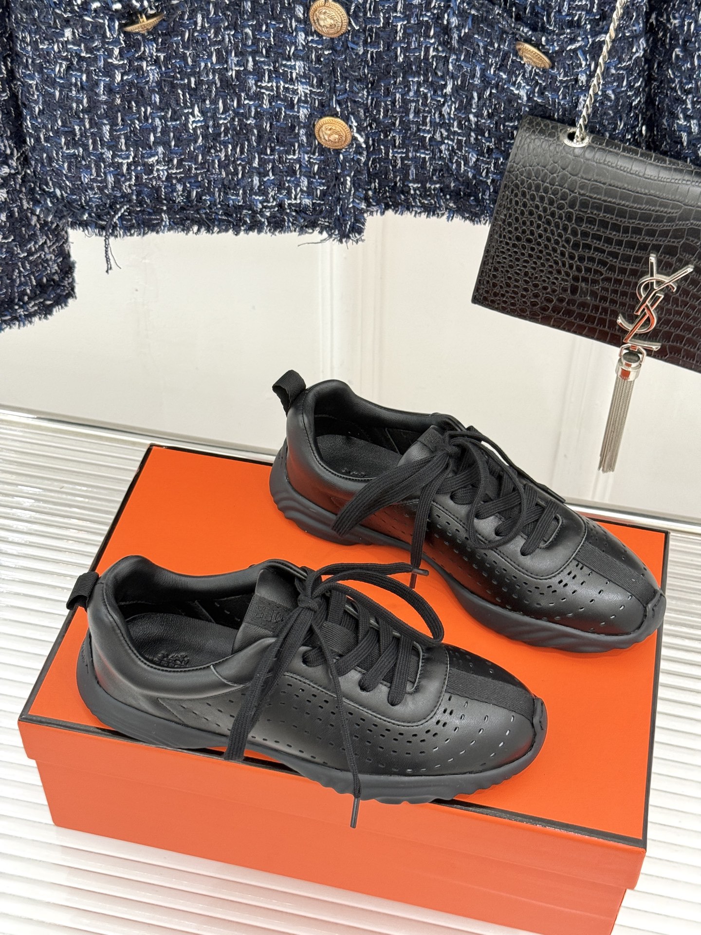 Hermes Style Black Leather Women's Shoes Women's Shoes Women's Shoes detail image 3 from source 786056