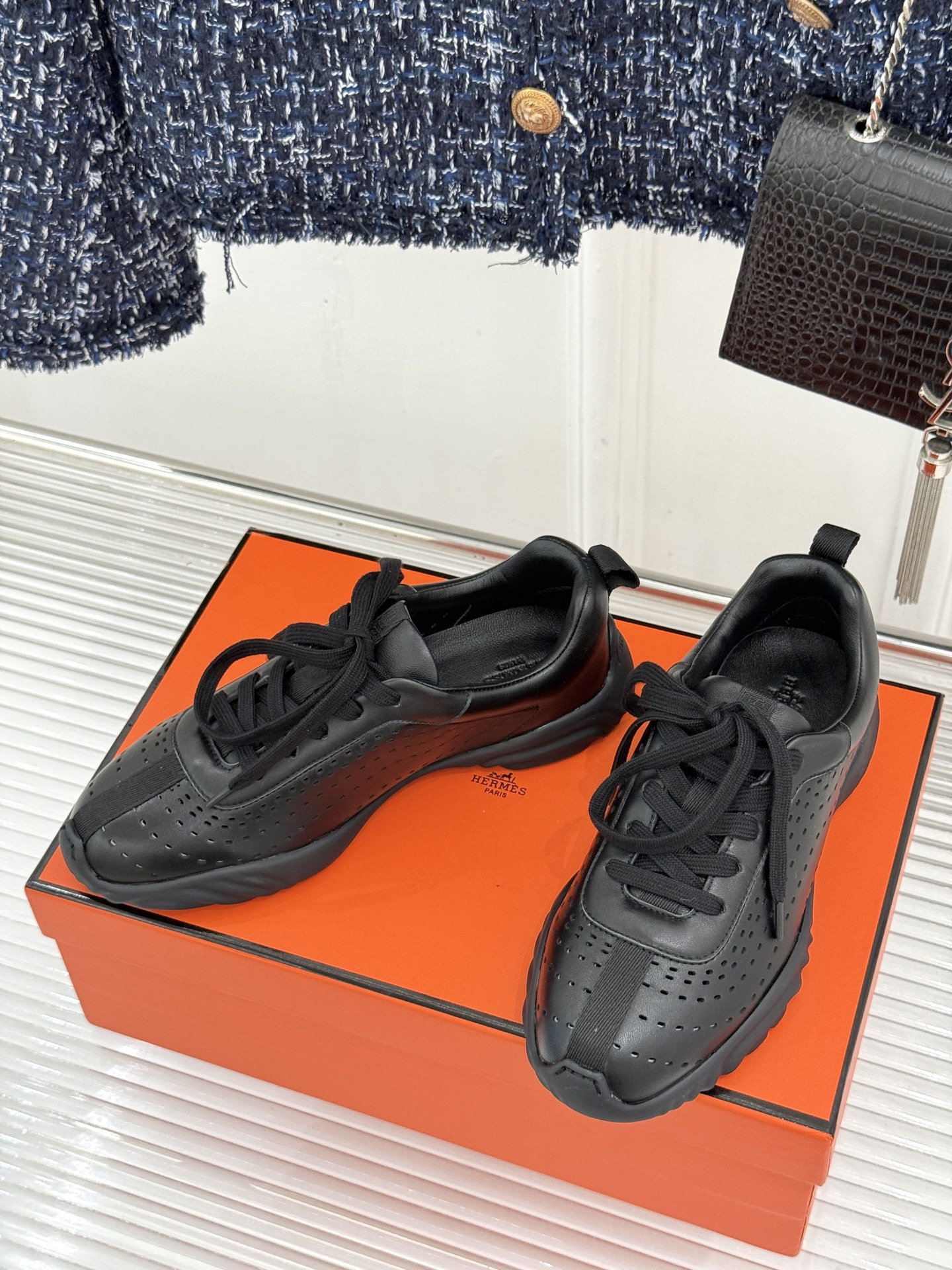 Hermes Style Black Leather Women's Shoes Women's Shoes Women's Shoes detail image 2 from source 786056