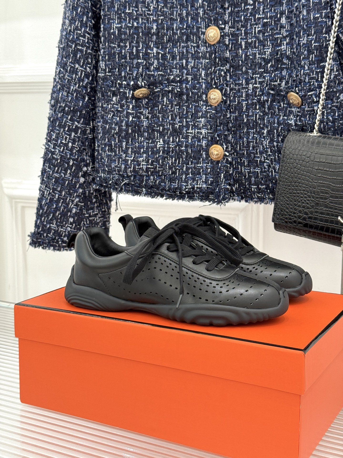 Hermes Style Black Leather Women's Shoes Women's Shoes Women's Shoes detail image 1 from source 786056