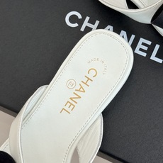 CHANE*|小香经典双C蝴蝶结夹脚平底人字拖鞋夏日的温柔贵气感皮面蝴蝶结轻落脚背双C金标藏着法式浪漫小 CHANE*|小香经典双C蝴蝶结夹脚平底人字拖鞋夏日的温柔贵气感皮面蝴蝶结轻落脚背双C金标藏着法式浪漫小