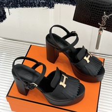 Hermès/爱马仕26WF新品H金属扣流苏防水台高跟凉鞋谁懂啊这双美到失语经典H扣刻入品牌灵魂灵动流苏 Hermès/爱马仕26WF新品H金属扣流苏防水台高跟凉鞋谁懂啊这双美到失语经典H扣刻入品牌灵魂灵动流苏