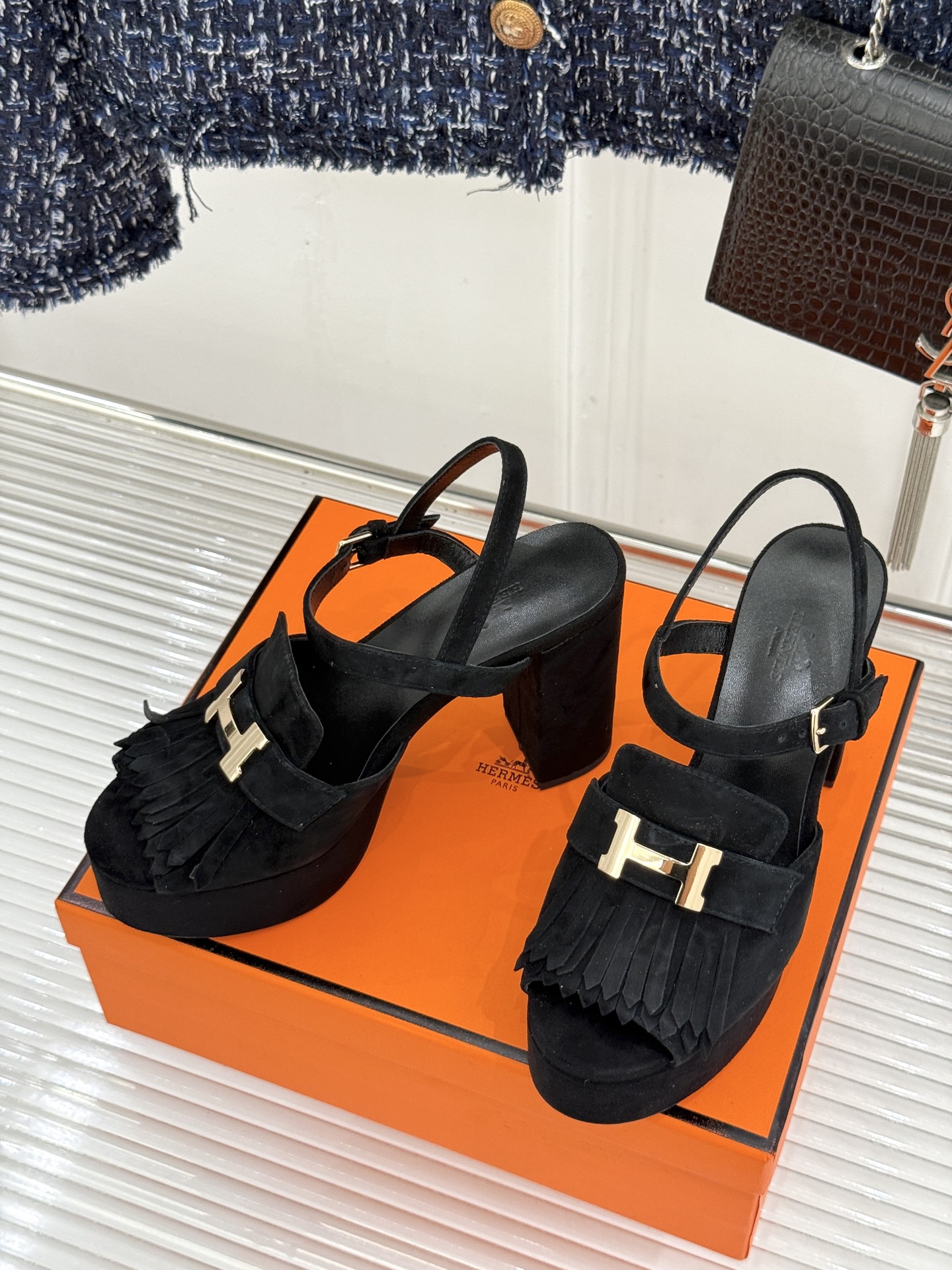 Hermès/爱马仕26WF新品H金属扣流苏防水台高跟凉鞋谁懂啊这双美到失语经典H扣刻入品牌灵魂灵动流苏