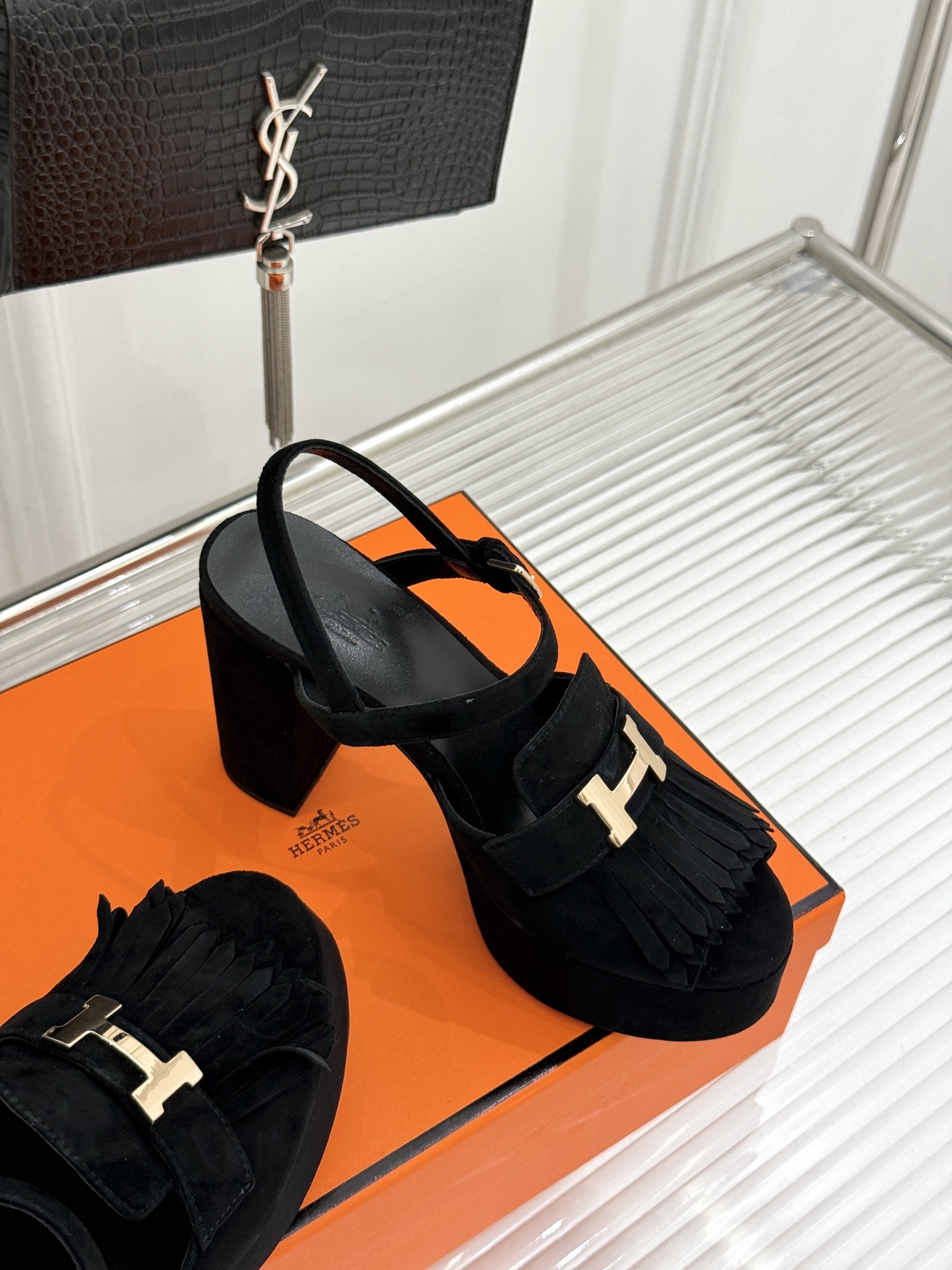 Hermès/爱马仕26WF新品H金属扣流苏防水台高跟凉鞋谁懂啊这双美到失语经典H扣刻入品牌灵魂灵动流苏
