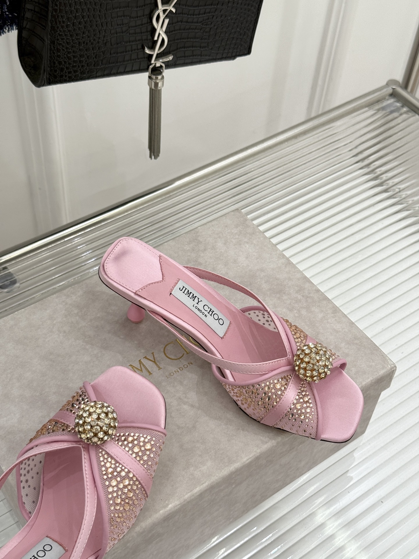 Jimmy Choo/吉米周26WF新品水钻球网纱方头高跟凉鞋璀璨水钻球缀于足间通透网纱轻裹纤纤玉足方头 Jimmy Choo/吉米周26WF新品水钻球网纱方头高跟凉鞋璀璨水钻球缀于足间通透网纱轻裹纤纤玉足方头
