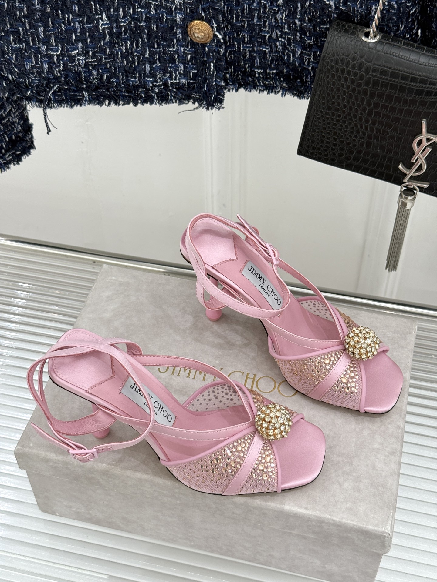 Jimmy Choo/吉米周26WF新品水钻球网纱方头高跟凉鞋璀璨水钻球缀于足间通透网纱轻裹纤纤玉足方头 Jimmy Choo/吉米周26WF新品水钻球网纱方头高跟凉鞋璀璨水钻球缀于足间通透网纱轻裹纤纤玉足方头