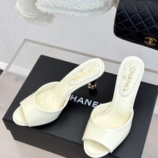 CHANE*|小香26A新品极简一字带金属双C跟高跟拖鞋一字带勾勒足尖利落线条金属双C鞋跟是灵魂所在细高 CHANE*|小香26A新品极简一字带金属双C跟高跟拖鞋一字带勾勒足尖利落线条金属双C鞋跟是灵魂所在细高