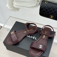 CHANE*|小香26A新品金属双C一字带平底凉鞋CHANE*|小香26A早春神款金属双C一字带平底凉鞋 CHANE*|小香26A新品金属双C一字带平底凉鞋CHANE*|小香26A早春神款金属双C一字带平底凉鞋