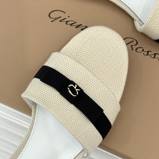 Gianvito Rossi 26WF新品一字带蝴蝶结高跟拖鞋缎面蝴蝶结轻落足尖一字带勾勒纤细脚踝圆头剪 Gianvito Rossi 26WF新品一字带蝴蝶结高跟拖鞋缎面蝴蝶结轻落足尖一字带勾勒纤细脚踝圆头剪