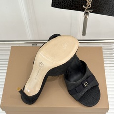 Gianvito Rossi 26WF新品一字带蝴蝶结平底拖鞋缎面蝴蝶结轻落足尖一字带勾勒纤细脚踝圆头剪 Gianvito Rossi 26WF新品一字带蝴蝶结平底拖鞋缎面蝴蝶结轻落足尖一字带勾勒纤细脚踝圆头剪
